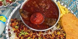 طرز تهیه خورش مجلسی با قیمه بادمجان با طعم عالی