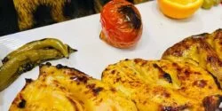 طرز تهیه یک مرغ کباب پز ساده با استخوان و طعم عالی