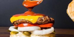چگونه یک همبرگر حرفه ای به سبک رستورانی با طعم زیاد بپزیم